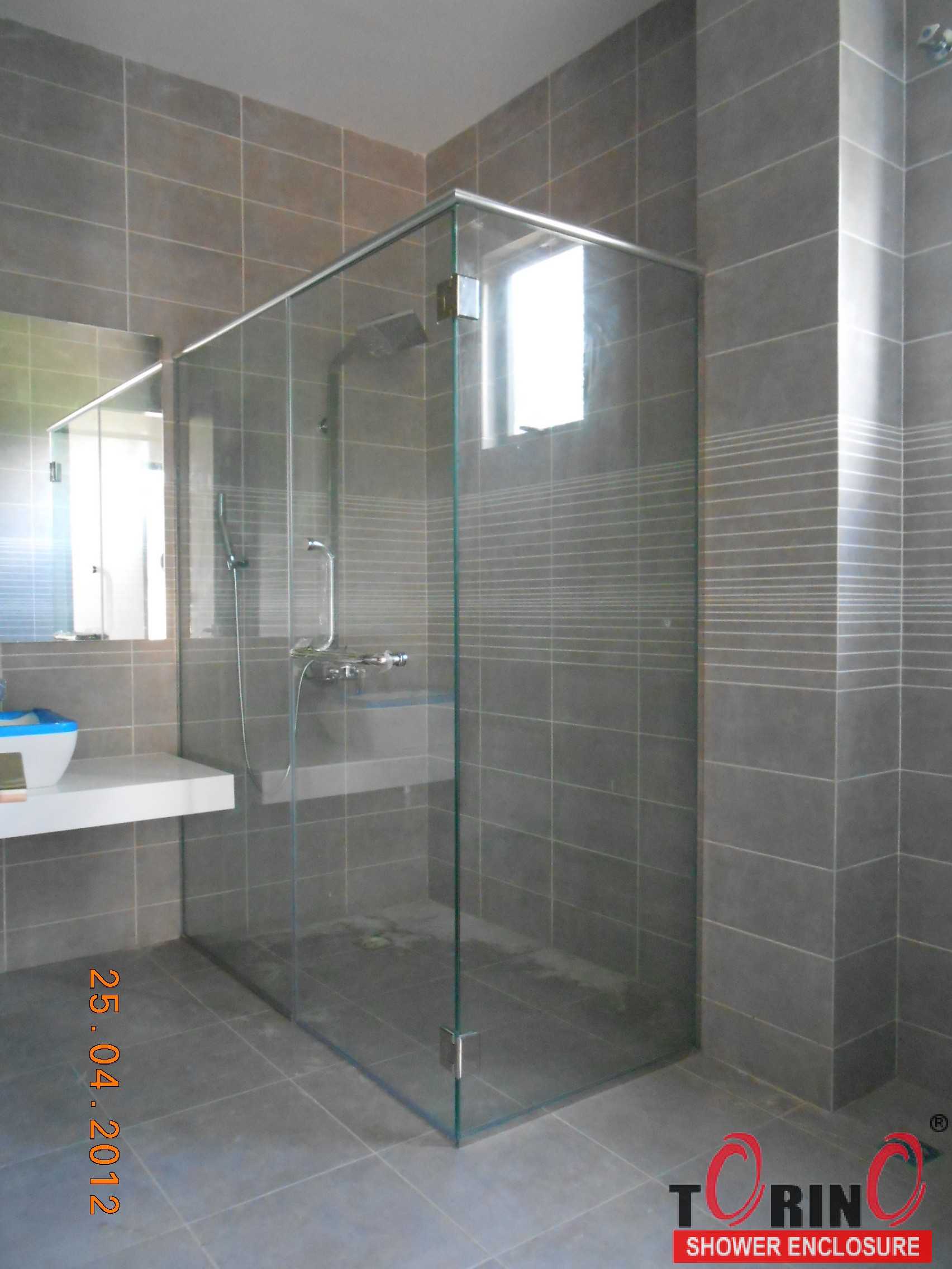 Bathroom S Accessories Doors And Shower Screen Supplier In Bathroom S Accessories Doors And Shower Screen Supplier In Malaysia Torino